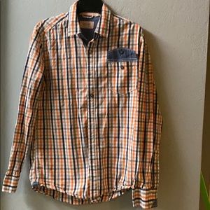 Bright colorful super fun shirt!!